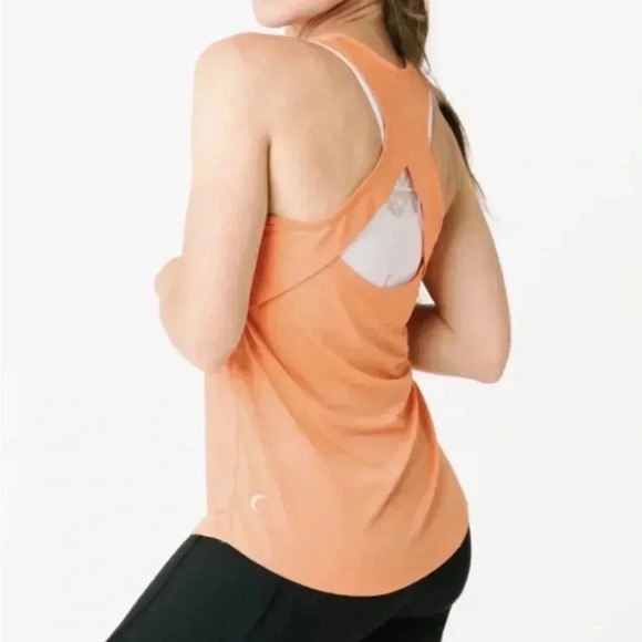 Zyia vented open back tank - Picture 1 of 5